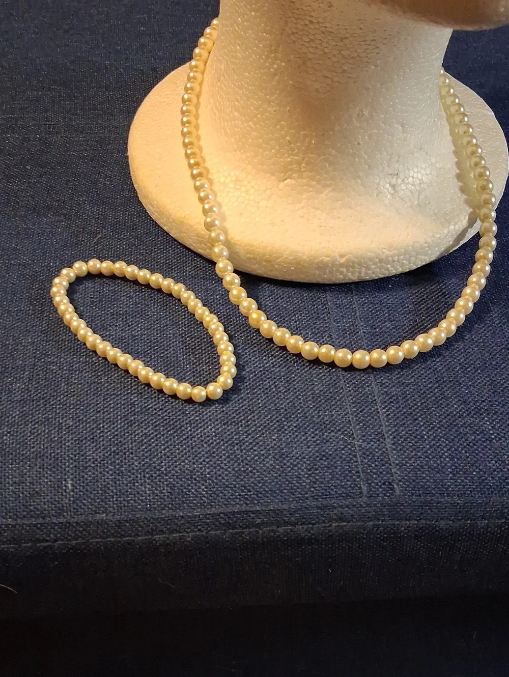 Vintage Cream Pearl Necklace and Bracelet Set